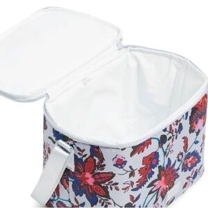 Vera Bradley Lighten Up Stay Cooler. Vineyard Floral. NWT